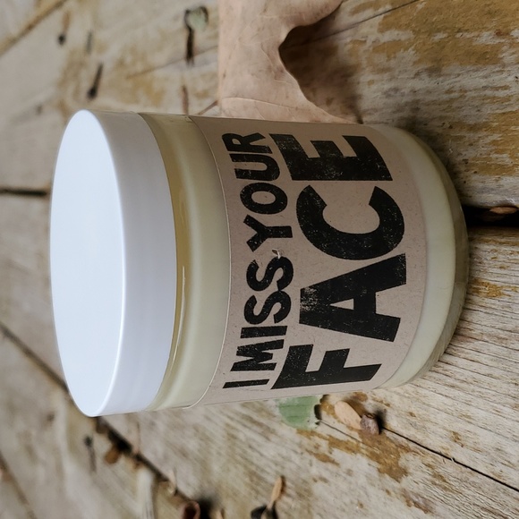 9 oz Cinnamon buns Gift candle Fall - Picture 5 of 5